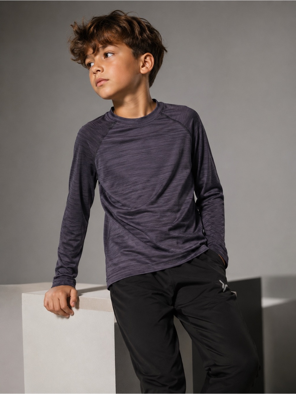 Old Navy Active Breathe ON Boys Gray Performance Long Sleeve Shirt Size Medium